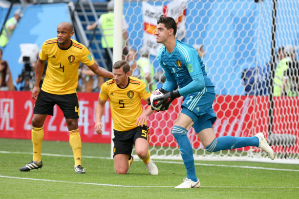 在海兰江畔 在海兰江畔