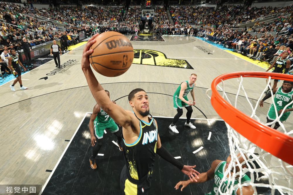 而是两豪门 而是两豪门